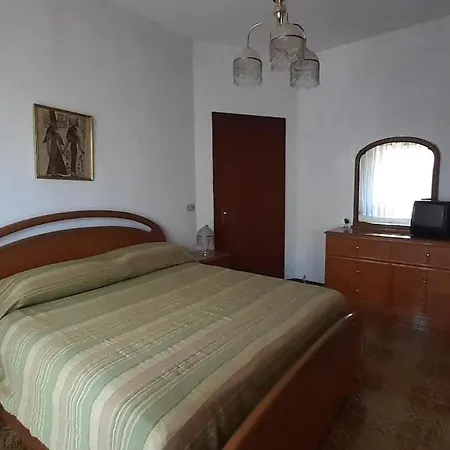 Comfortable Flat In Alba Adriatica, Abruzzo Italy *