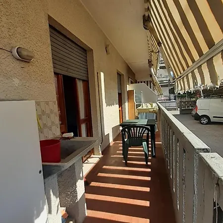 Comfortable Flat In Alba Adriatica, Abruzzo Italy *