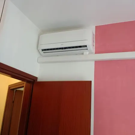 Comfortable Flat In Alba Adriatica, Abruzzo Italy アパート